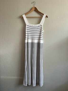 Banana Republic Black White Stripe Knit Pleated Midi Dress Size Large